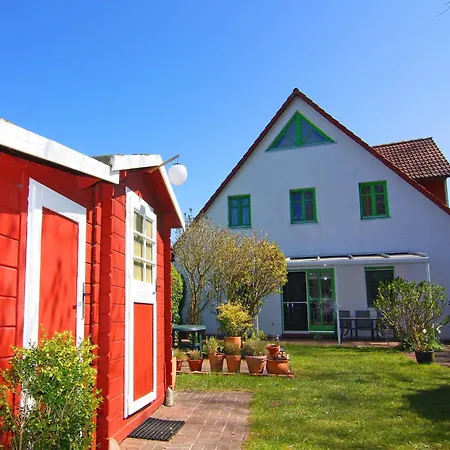 Appartementhaus Kranichblick, Breege, Cleaning Included Apartmán